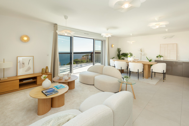 ELISS RESIDENCE